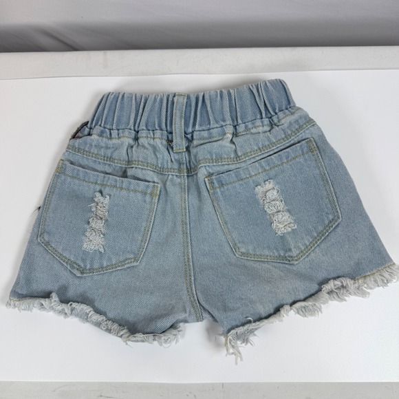 Girls Denim Shorts Daisy Duck Applique Pearls Distressed Frayed Hem Size 7 - Picture 4 of 7